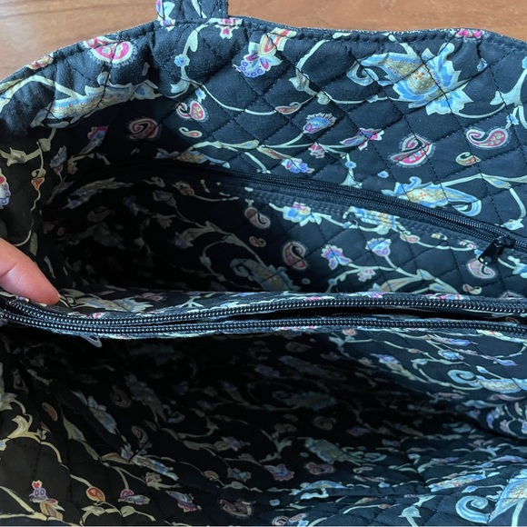 EUC quilted tote - Picture 3 of 3